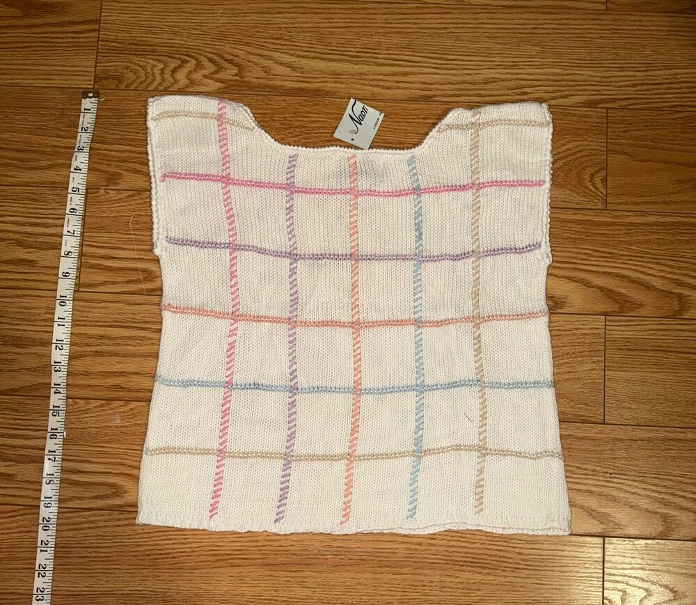 woman’s vintage naomi bee pastel plaid knit vest
